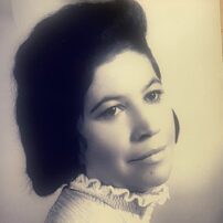 JULIA CAMARENA GUDIÑO